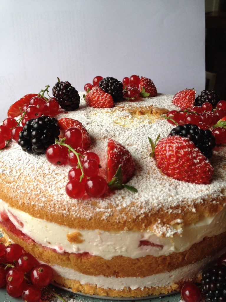 Naked cake